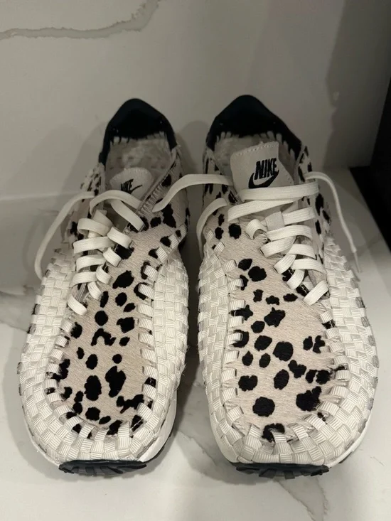 Nike Air Footscape Woven in White Cow running shoes sneakera street print 42/10 - Picture 1 of 7